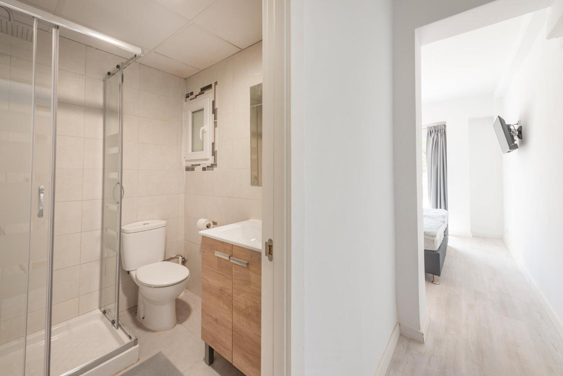Beetroot, Jedes Zimmer Verfuegt Ueber Smart Tv , Eigenes Bad Mit Regendusche Und Balkon Llucmajor  Exterior foto